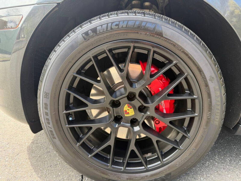 2017 Porsche Macan GTS