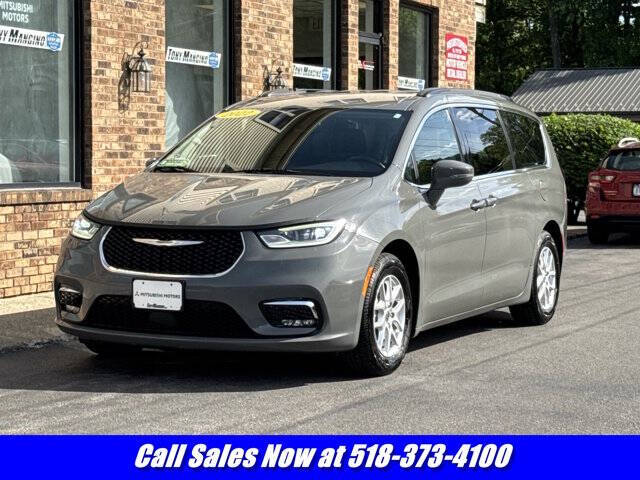 2022 Chrysler Pacifica Touring L