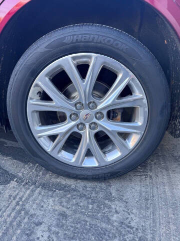 2017 Cadillac XT5 Platinum