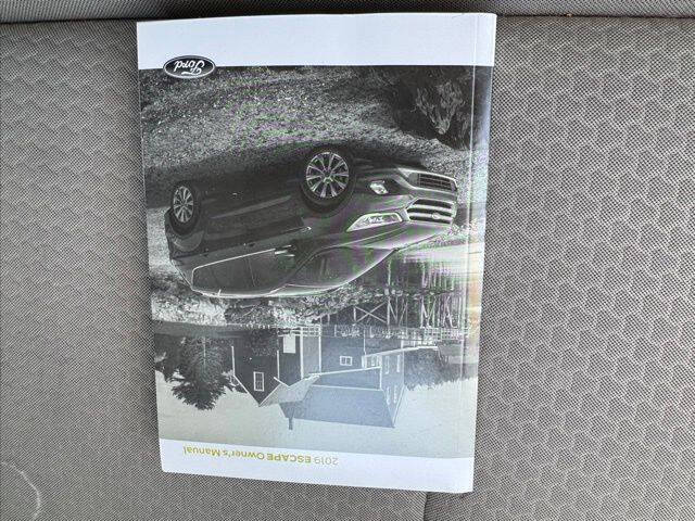 2019 Ford Escape SE
