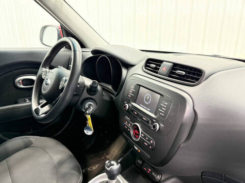 2017 Kia Soul +