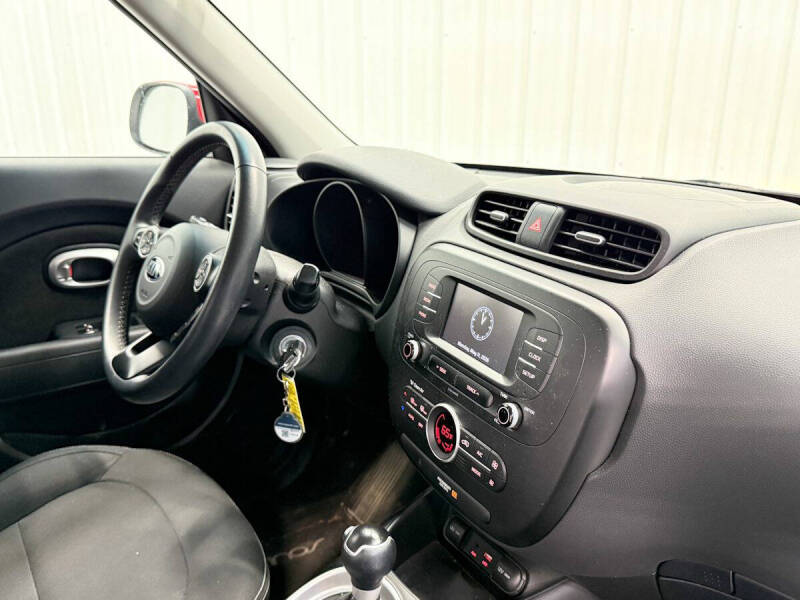 2017 Kia Soul +
