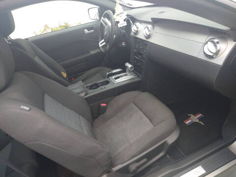 2009 Ford Mustang V6 Premium