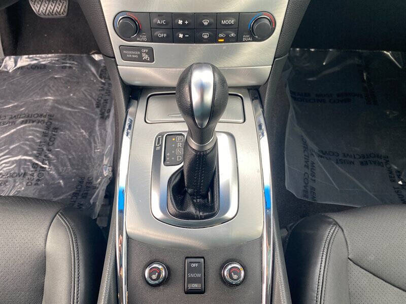 2015 Infiniti Q60 Coupe