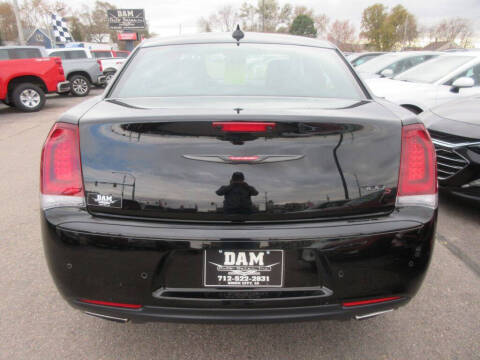 2023 Chrysler 300 S V6