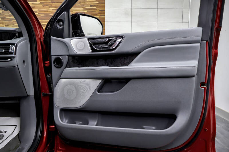 2020 Lincoln Navigator L Reserve