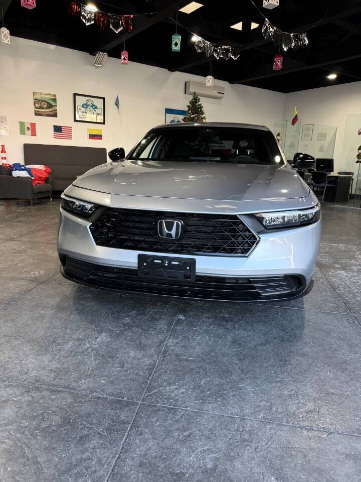 2023 Honda Accord Hybrid Sport's photo