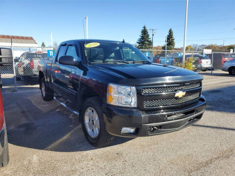 2010 Chevrolet Silverado 1500 for sale at Betten Baker Preowned Center in Twin Lake MI