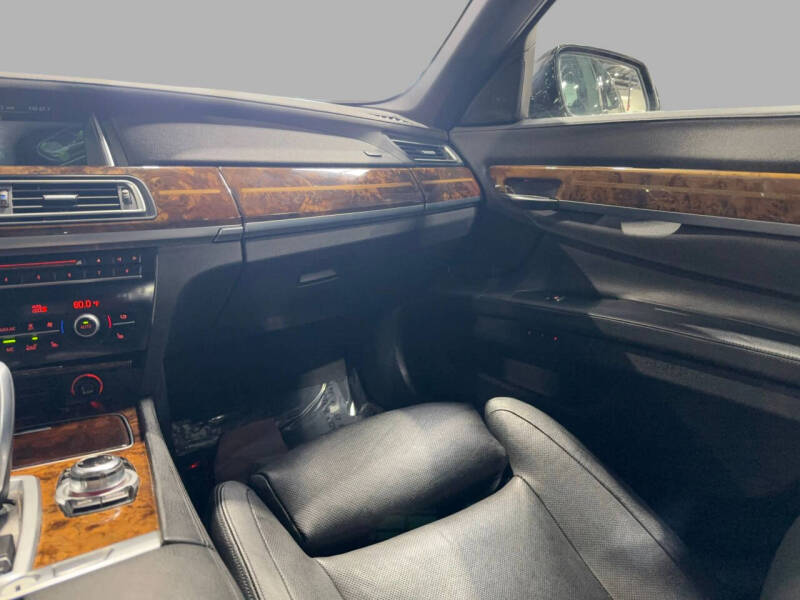 2013 BMW 7 Series 740Li xDrive