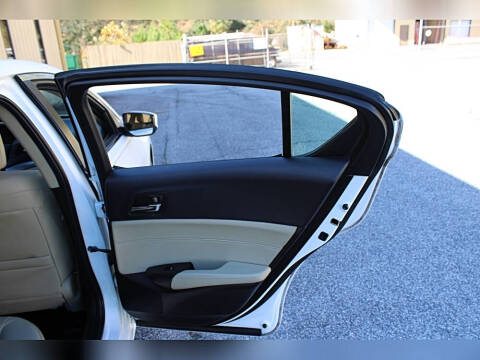 2016 Acura ILX w/Premium