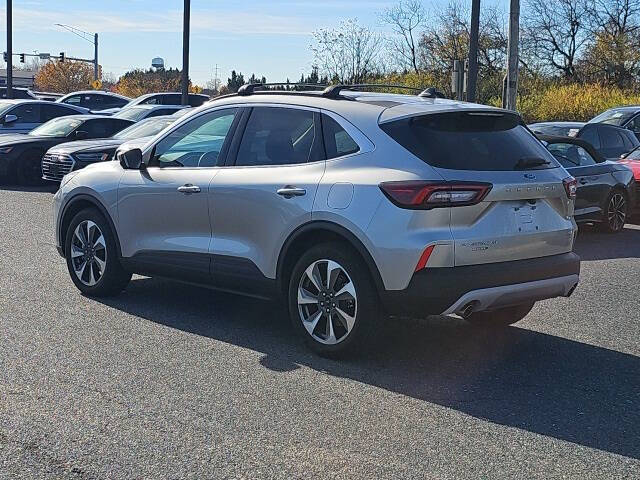 2023 Ford Escape Hybrid Platinum