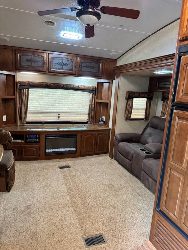 2012 Forest River V-Cross
