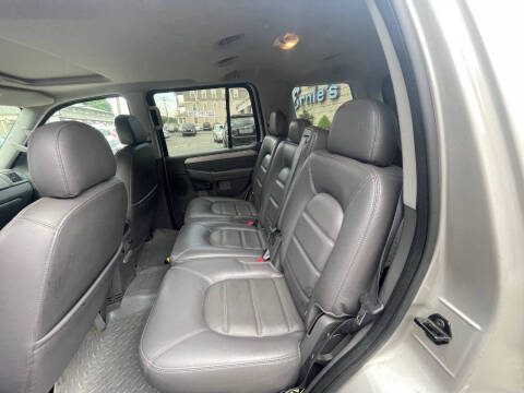 2003 Ford Explorer XLT