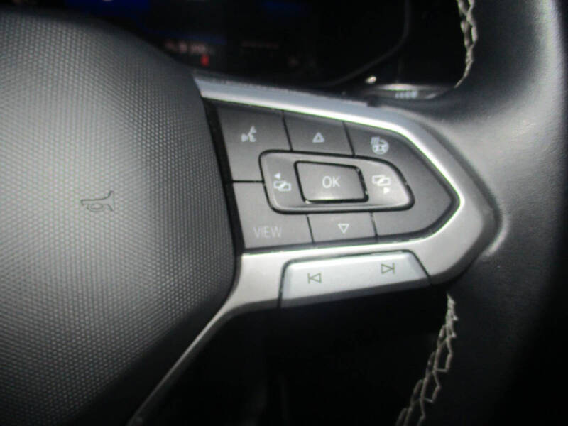 2023 Volkswagen Taos SE 4Motion