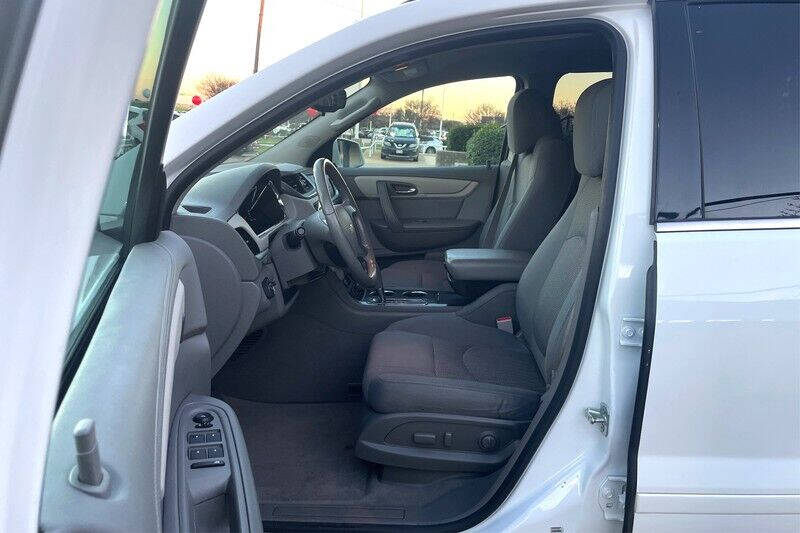 2017 Chevrolet Traverse LT