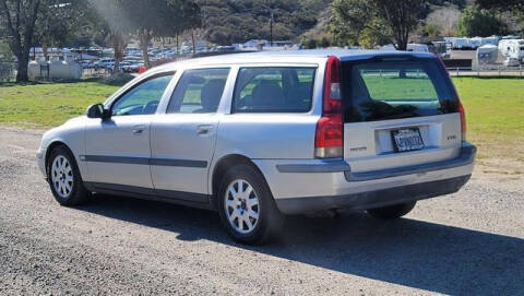 2001 Volvo V70 2.4M