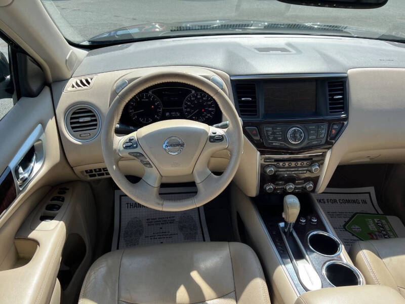 2013 Nissan Pathfinder Platinum