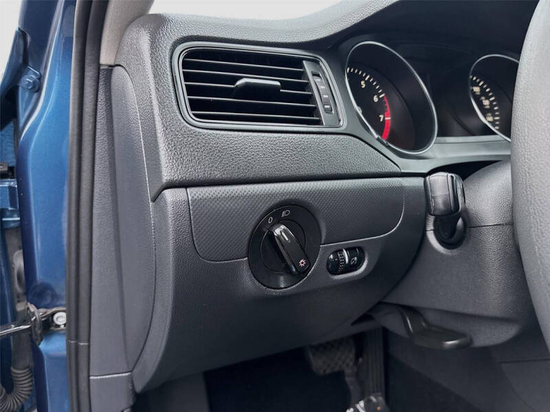 2015 Volkswagen Jetta