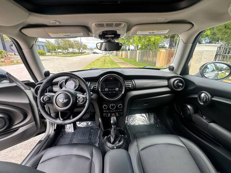 2015 MINI Hardtop 2 Door Cooper