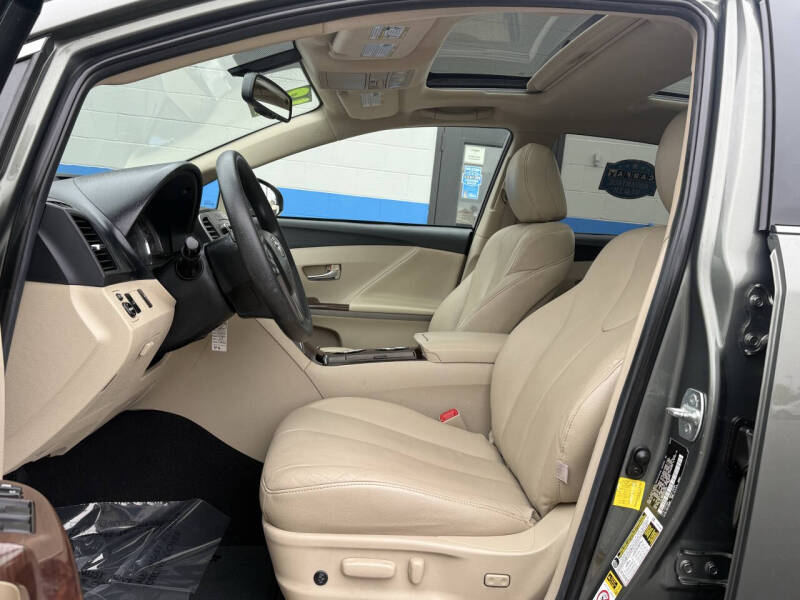 2013 Toyota Venza LE