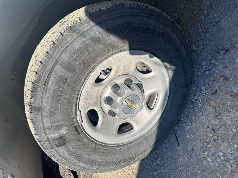 2025 Chevrolet Express 2500