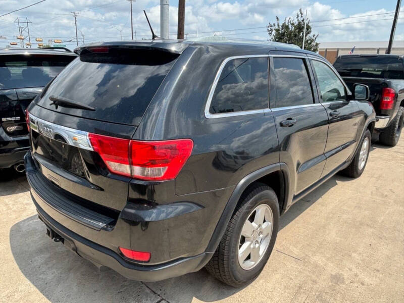 2011 Jeep Grand Cherokee Laredo