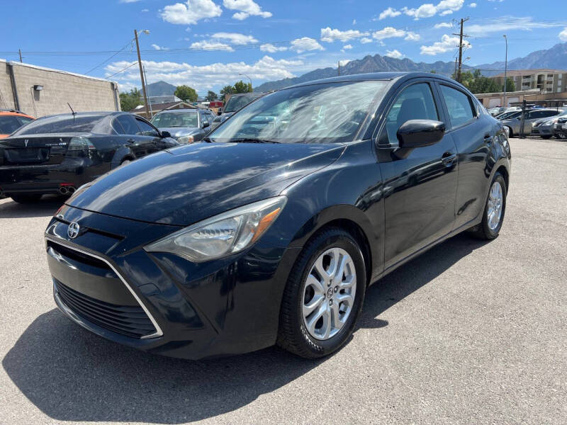 2016 Scion iA Base