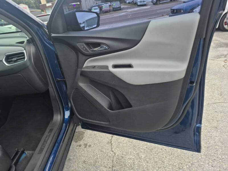 2022 Chevrolet Equinox LS