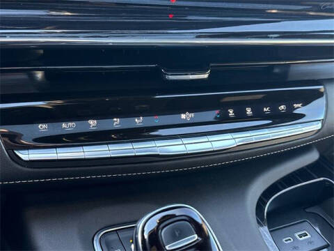 2023 Cadillac Escalade Sport