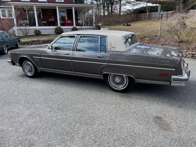 1984 Oldsmobile Ninety-Eight Regency