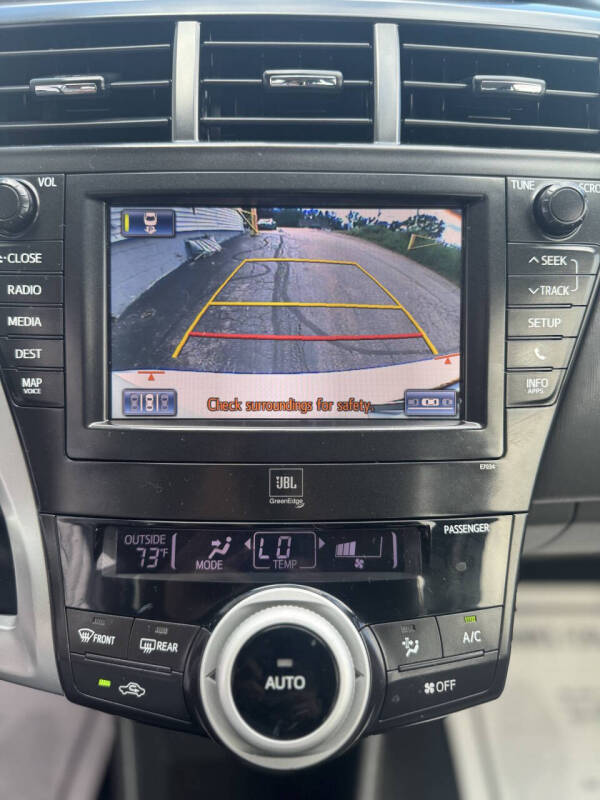 2012 Toyota Prius v Five