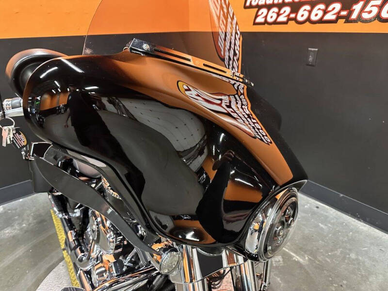 2010 Harley-Davidson FLHX - Street Glide