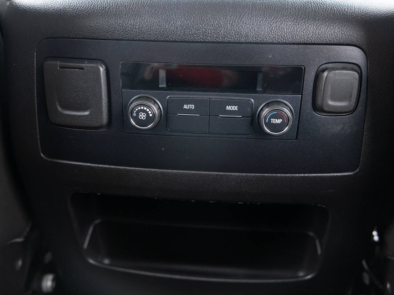 Used Car 2018 Chevrolet Tahoe  Lt 4x4 4dr Suv For Sale Under $30,000 In Coal City, Illinois