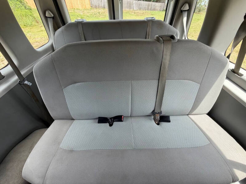 2013 Ford E-Series E-350 SD XLT