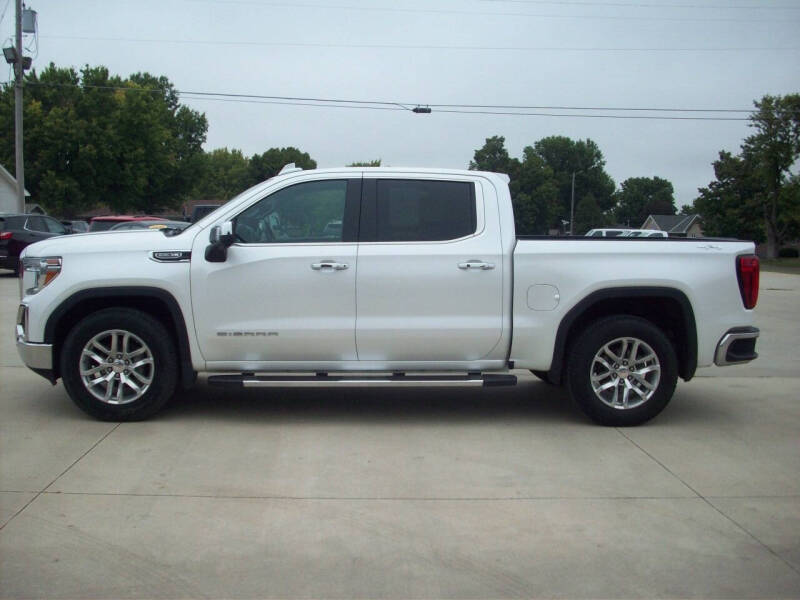 Used 2019 GMC Sierra 1500 SLT with VIN 3GTU9DED7KG126638 for sale in Kansas City