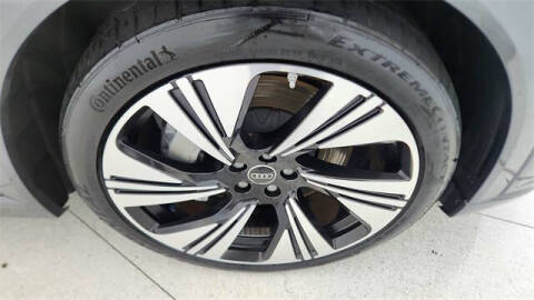 2024 Audi Q8 Sportback e-tron quattro Prestige S line