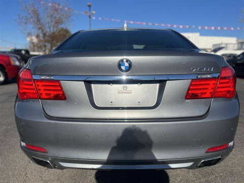 2009 BMW 7 Series 750i