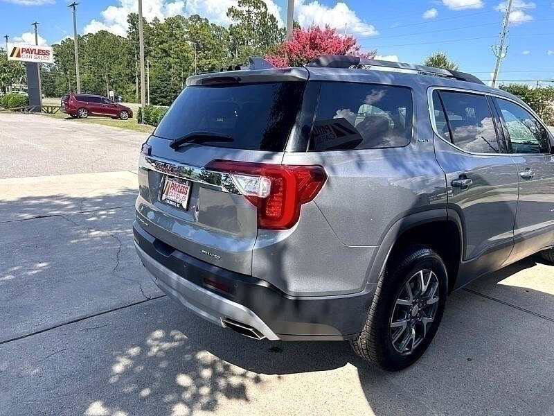 2023 GMC Acadia SLT