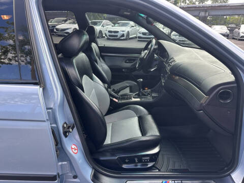 2001 BMW M5