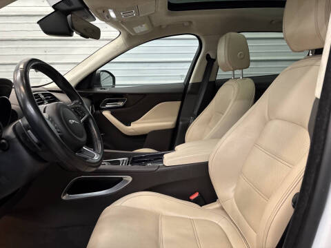 2019 Jaguar F-PACE 25t Prestige