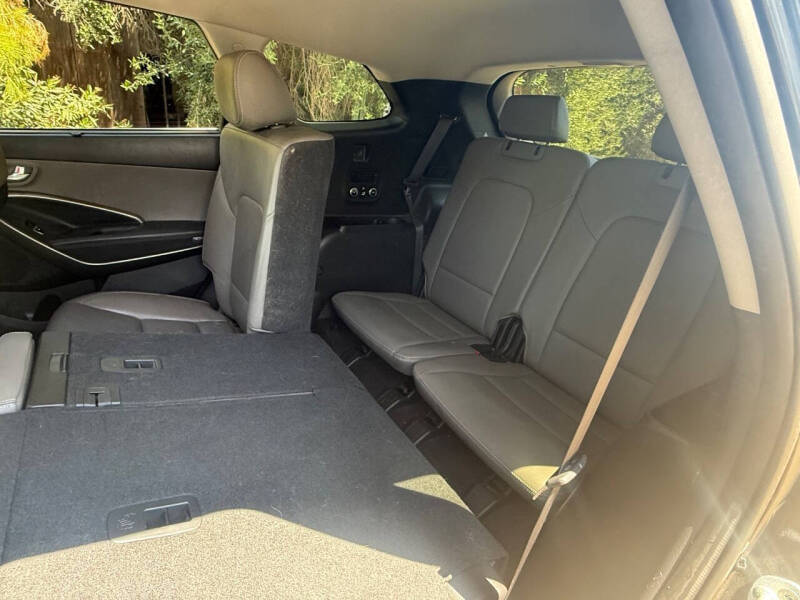 2017 Hyundai Santa Fe Limited