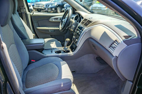 2011 Chevrolet Traverse LS