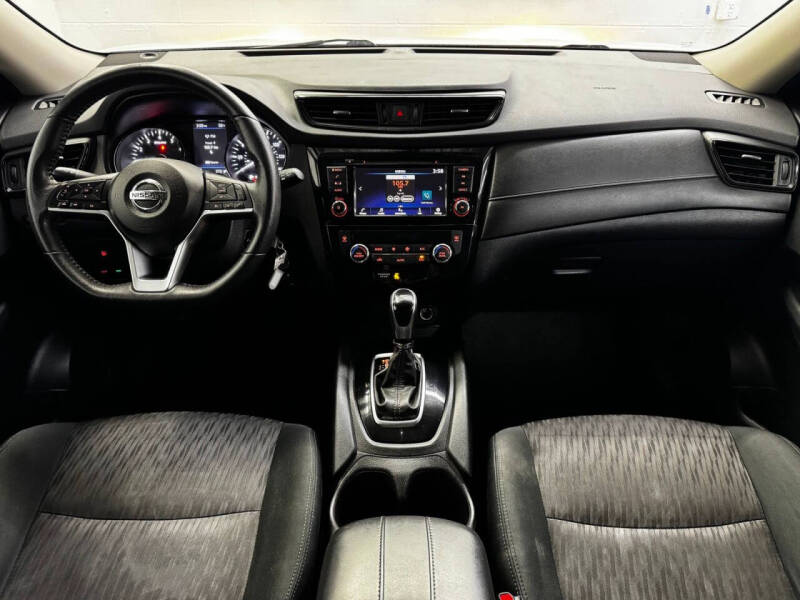 2020 Nissan Rogue S