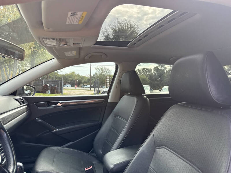 2017 Volkswagen Passat 1.8T SE