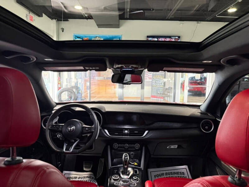 2024 Alfa Romeo Stelvio Sprint