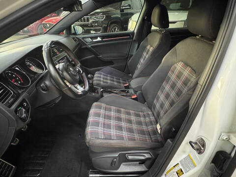 2015 Volkswagen Golf GTI S