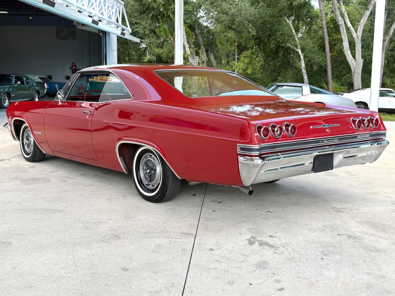 1965 Chevrolet Impala 9