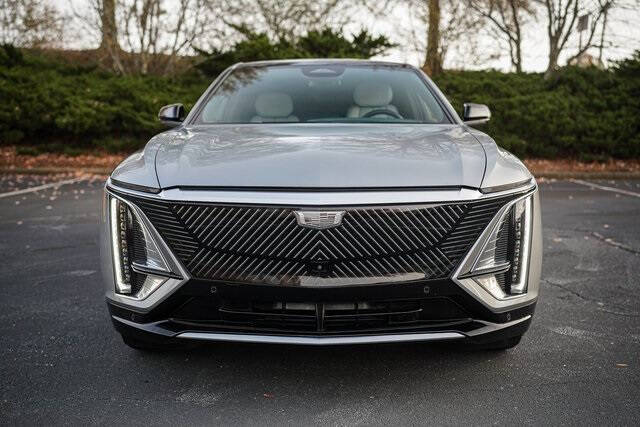 2024 Cadillac LYRIQ Luxury 1