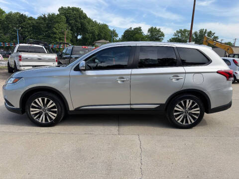2019 Mitsubishi Outlander SE