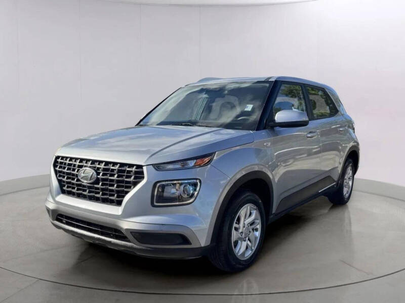 2021 Hyundai Venue SE's photo